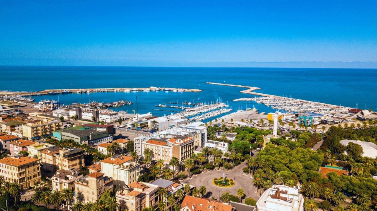 Hotel Calabresi San Benedetto del Tronto Extérieur photo
