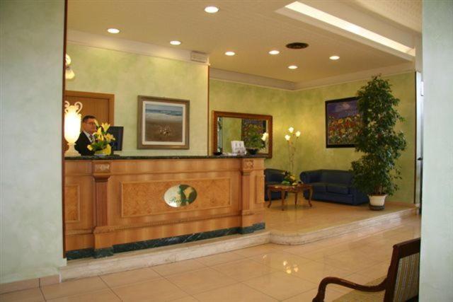 Hotel Calabresi San Benedetto del Tronto Extérieur photo