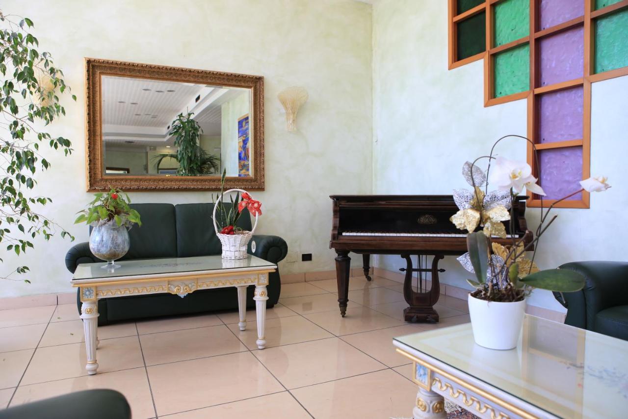 Hotel Calabresi San Benedetto del Tronto Extérieur photo